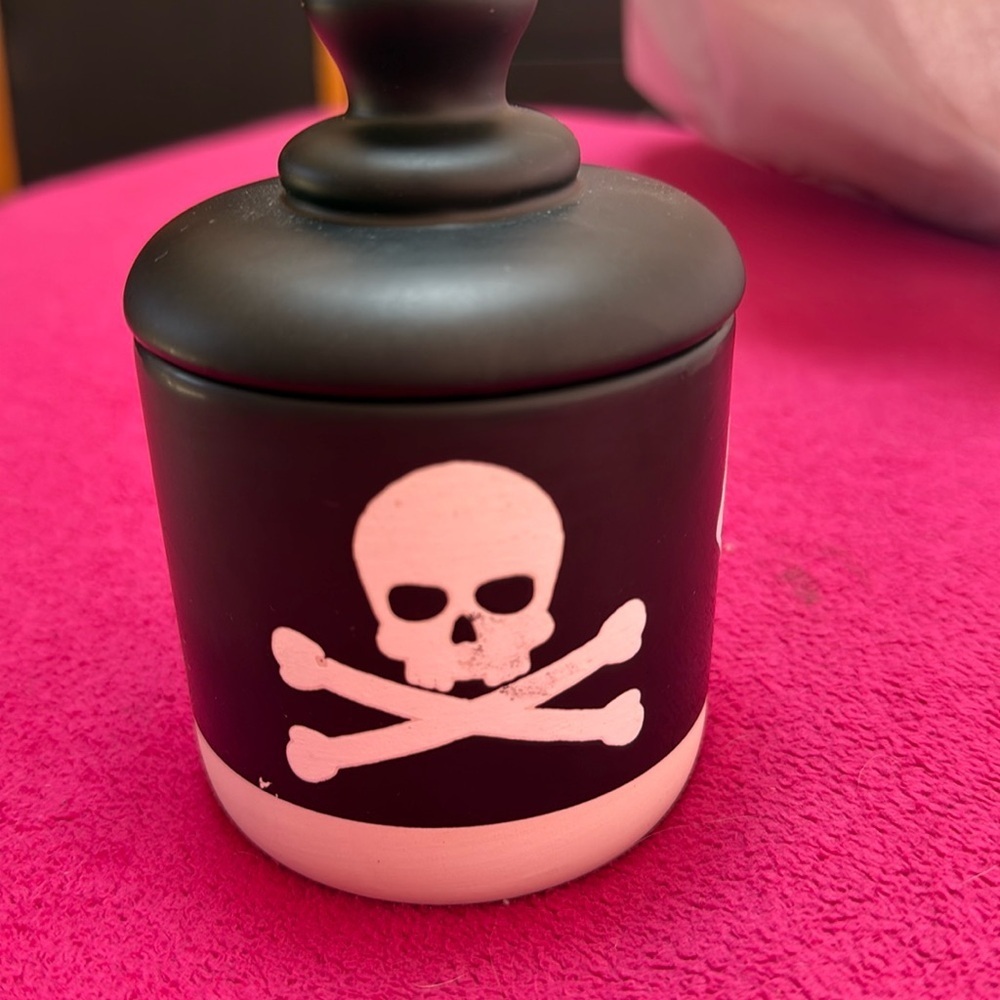 ☠️Halloween skull and crossbones measuring cups set☠️